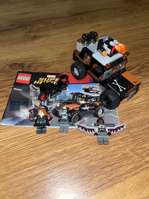 Lego marvel 76050