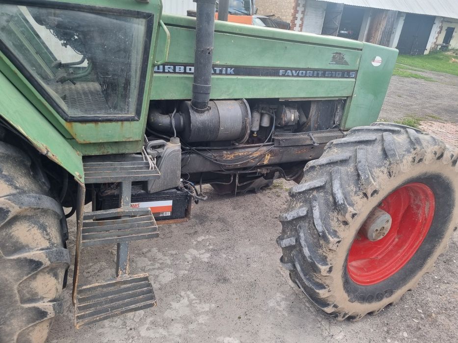 Ciągnik Fendt 610LS