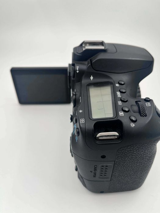 Canon 90D praticamente nova!!