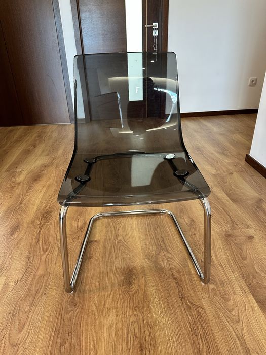 Mesa de sala + cadeiras