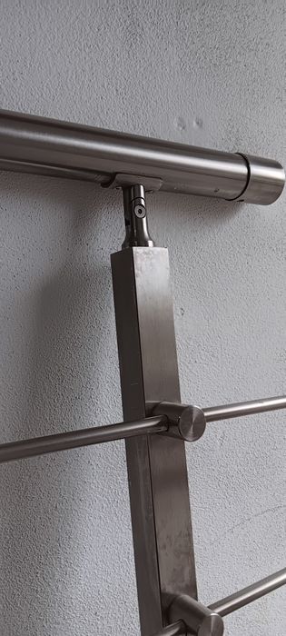 Grade/Corrimão em Inox - 68 cm