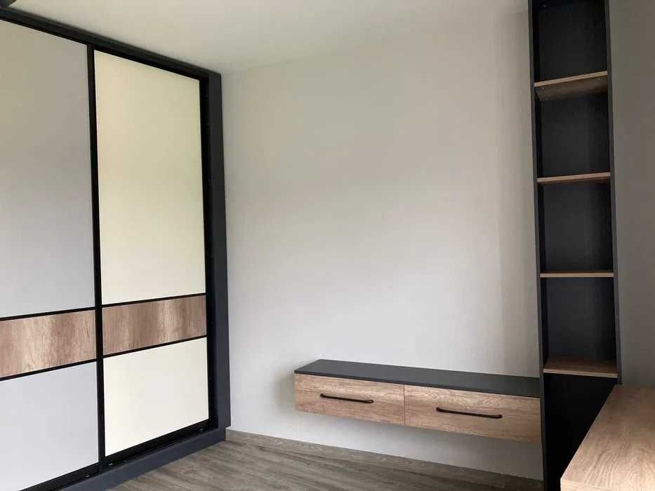 Продаж сучасного 2-поверхового котеджу у КМ Сметана, с. Бірки.