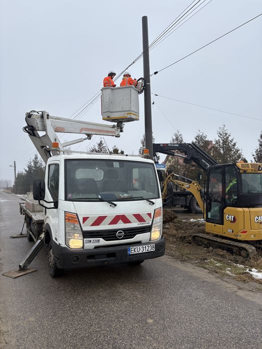 Podnośnik koszowy na busie zwyżka wynajem