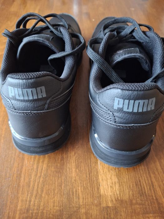 Кросівки фірмові.Puma