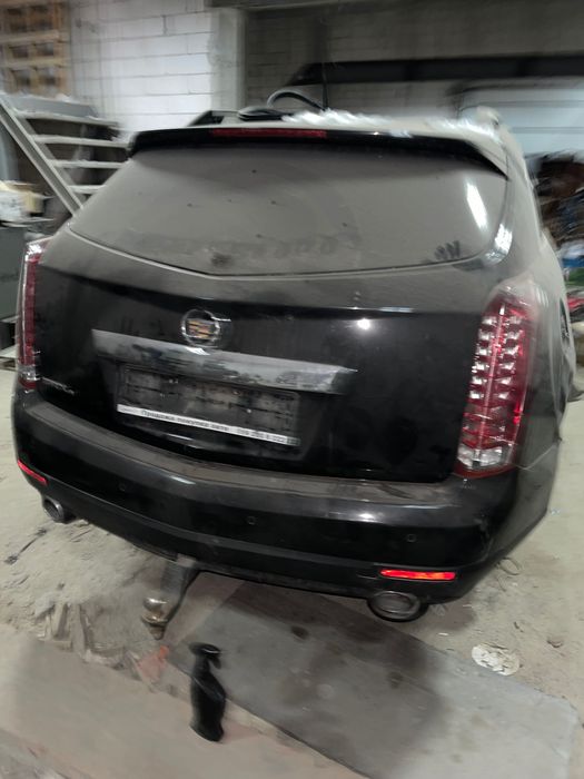 Кадилак SRX  по запчастинам 3.0і повний привід