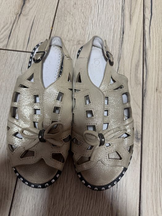 Sandały damskie złote Loretta Vitale