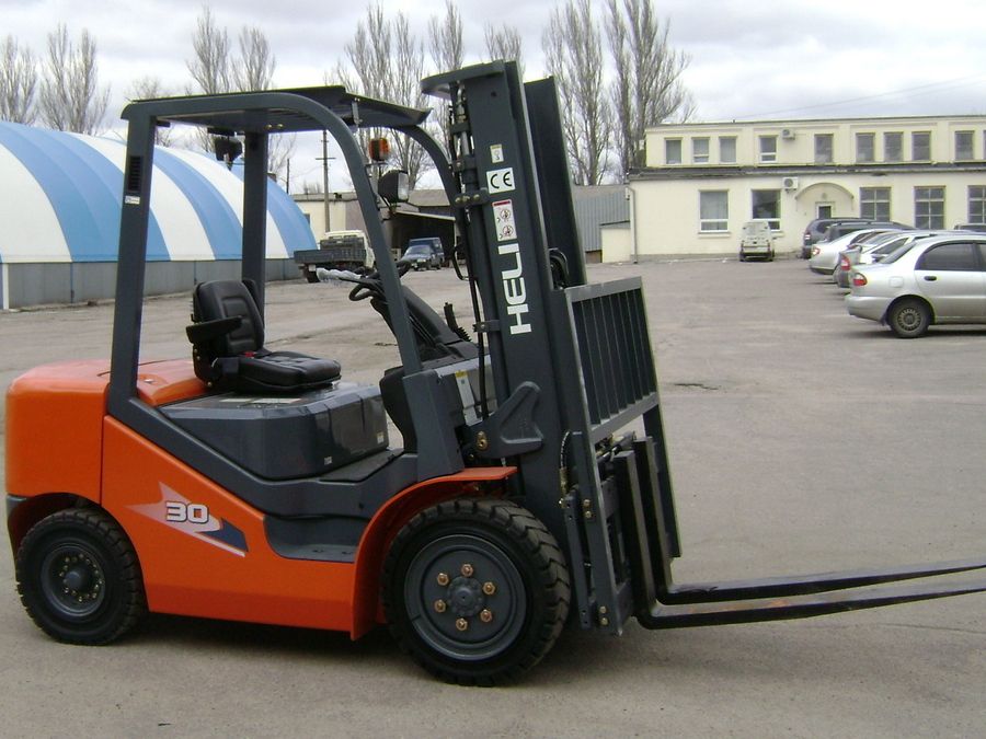 Аренда вилочного погрузчика в Днепре от 1 мес, аренда кары 1,5-4т