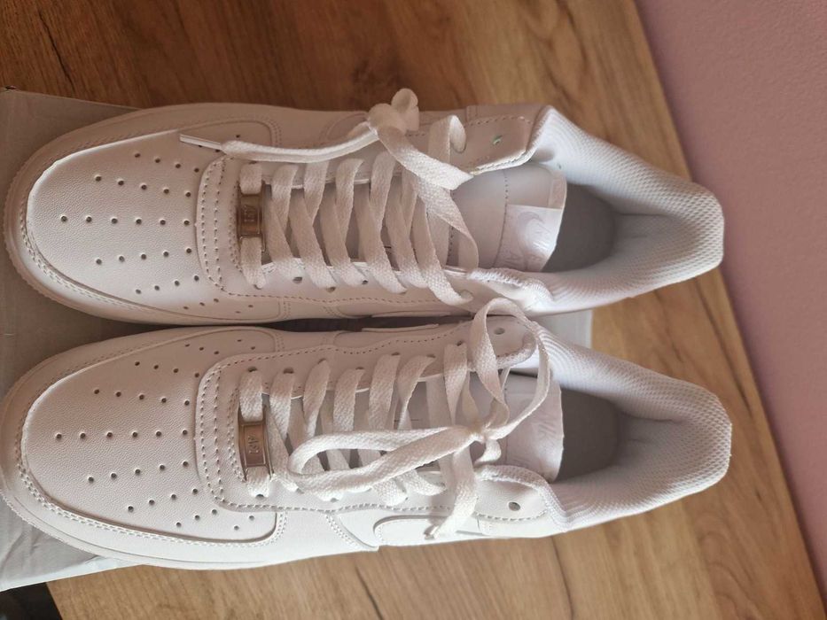 NIKE Air Force 1 07'Buty Sneakersy Sportowe r.43