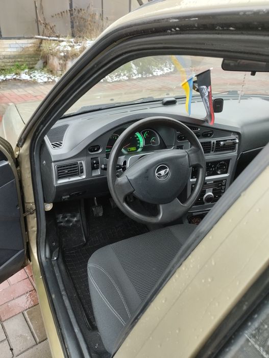 Daewoo Nexia (нексия) 2011 газ/бензин