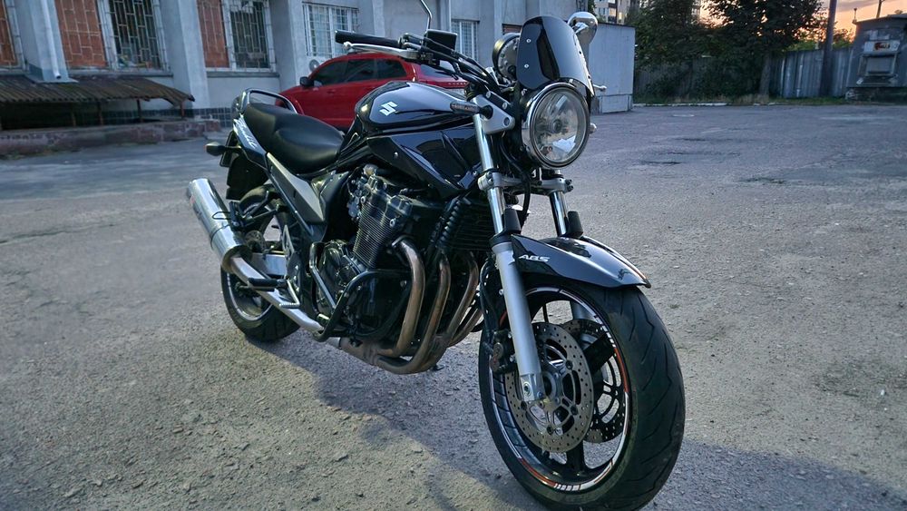 Мотоцикл SUZUKI BANDIT 650