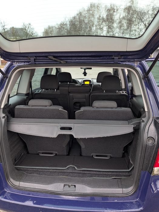 Opel zafira b 1.7cdti 2010 7містць