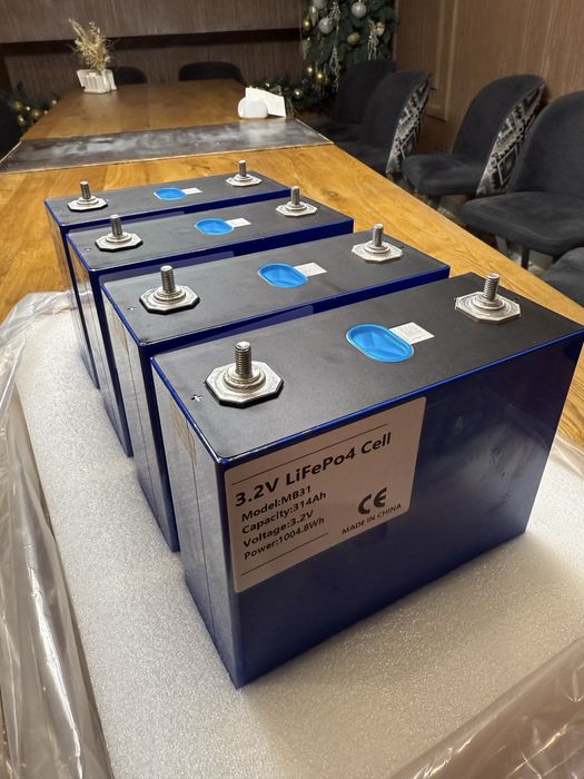 Комірки lishen 105 ah LifePO4 3.2v  акумулятор  lishen 105  ячейка  У