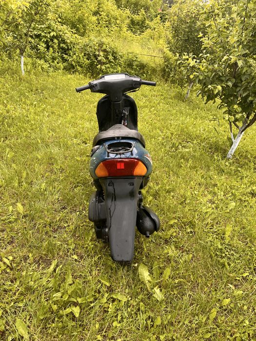 Suzuki lets 2 old