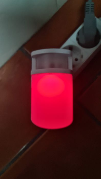 Led com sensor noturno novo