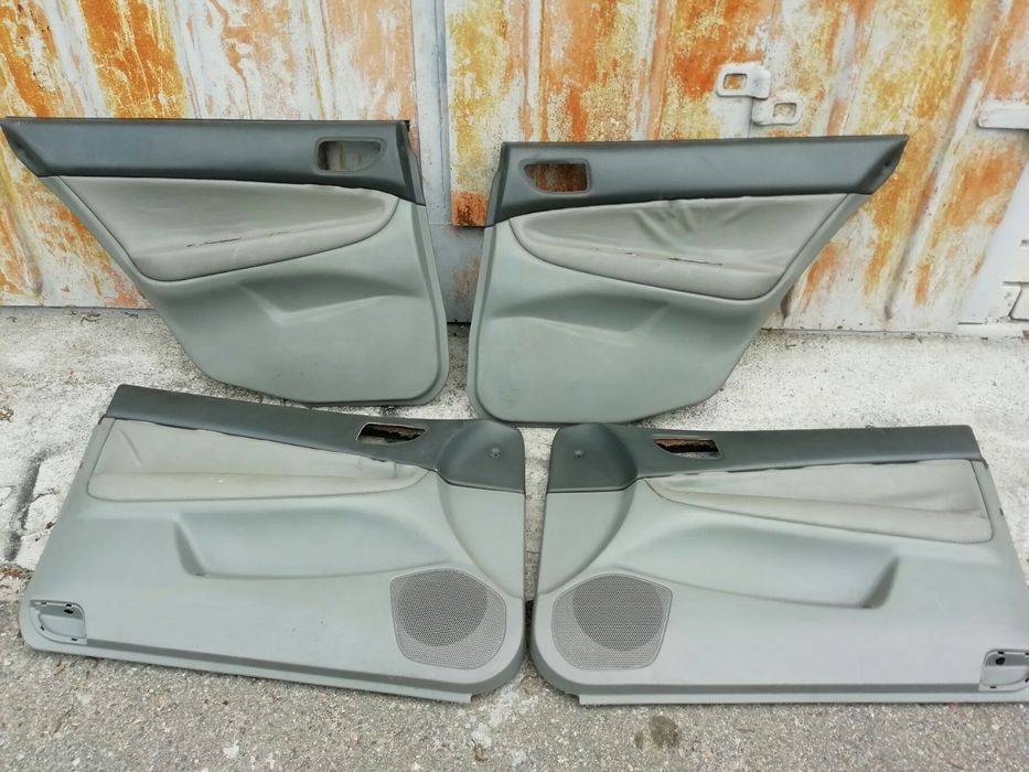 Продам Карты дверные Mitsubisni Galant