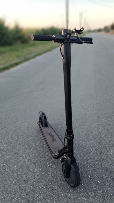 Frugal impulse - hulajnoga elektryczna