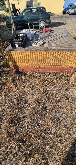 Rampa para cais de carga