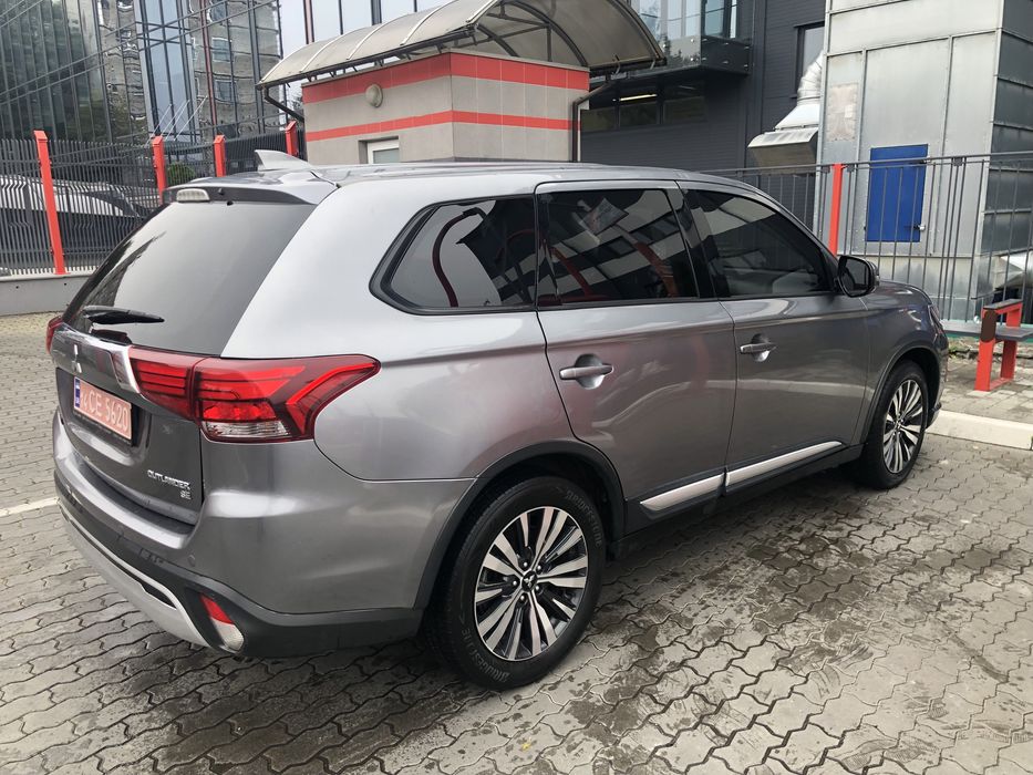 Мітсубісі Аутлендер Mitsubishi Outlander 2020 р