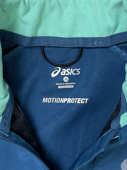 ASICS Windstopper soft shell кофта ветровка XS размер женская синяя