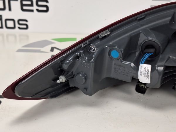 Farol Traseiro Direito Ford Mondeo Mk V