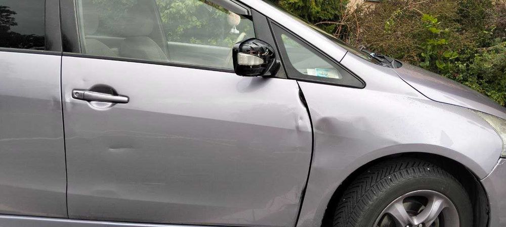 Sprzedam samochód Mitsubishi Grandis 6 osoby