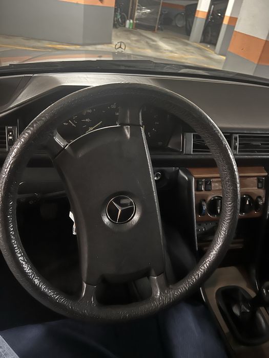 Classico mercedes-benz E200 D (w124) telemovel: 919341408