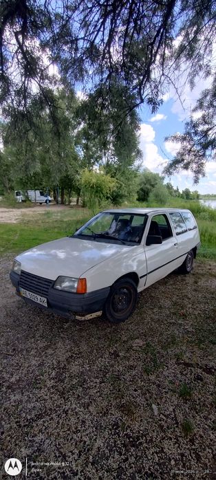 Опель кадет 1988