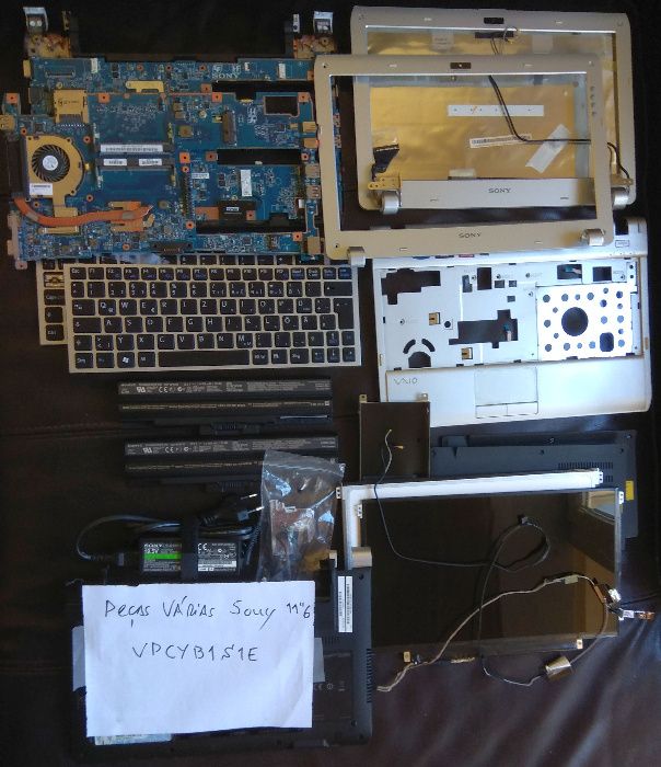 Notebook Sony vaio serie VPCYB para peças (Material diverso)64738999510529123