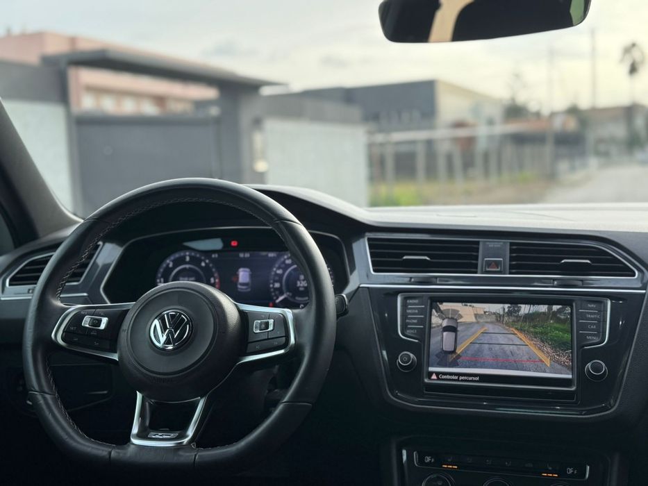 Volkswagen Tiguan R-Line 2.0TDi CR