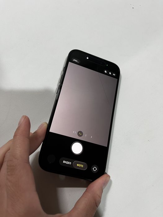 Продам власний iPhone 15 Pro на 128 ГБ.