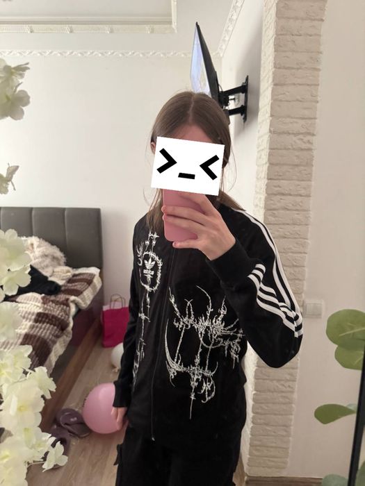 кастомна кофта адідас