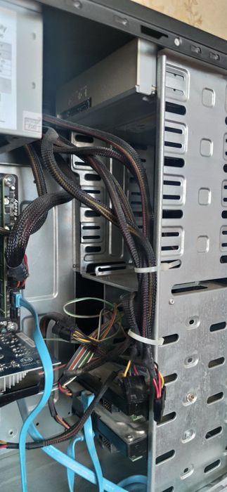 Системний блок 8 ГБ, 2 Tb