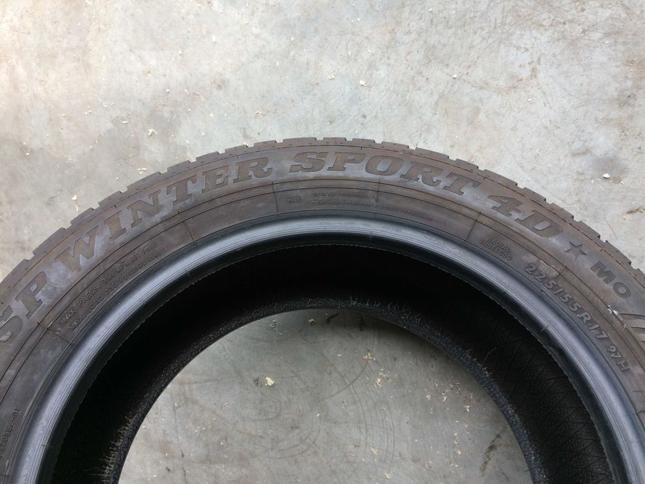 1x Opona 225/55R17 97H DUNLOP SP WINTER SPORT 4D  7,4mm 17r