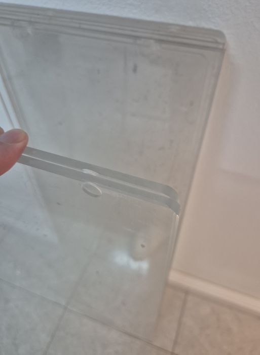 Prateleiras em vidro acrílico 94x25,5cm