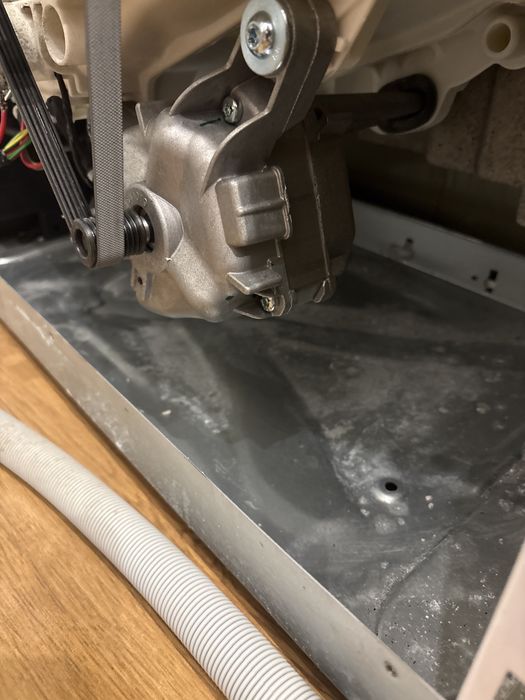 Pralka Beko EWUE6636XAW