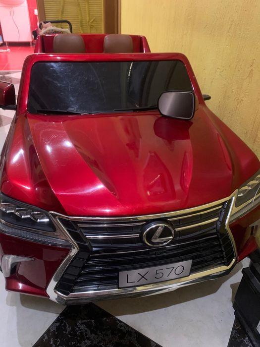 Дитячий електромобіль Lexus LX570