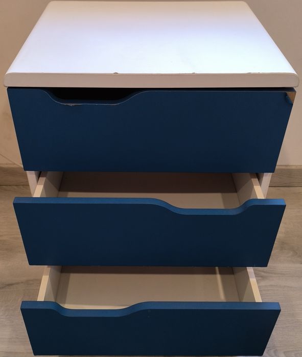 Mesa de cabeceira / apoio