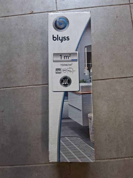 Mata grzewcza pod plytki ze sterownikiem