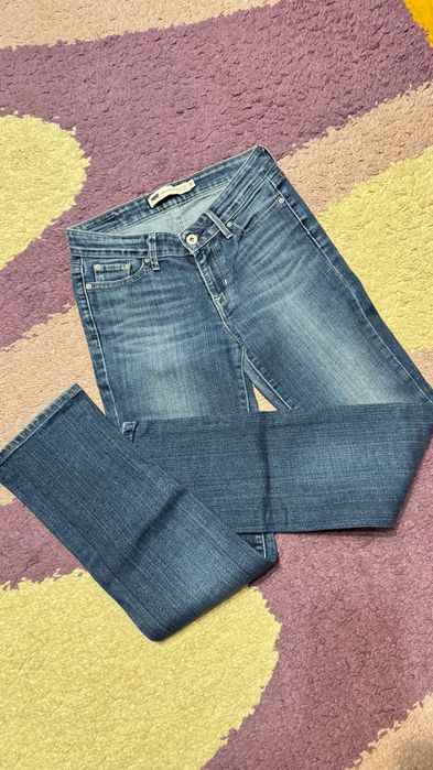 Levi’s slight curve Classic rise 26W/30L