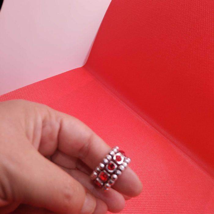 ANEIS (9) 1 unid- 3€; 2 unid- 4€; 3 unid- 5€