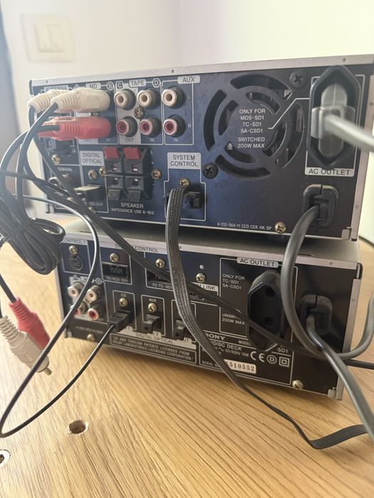 Aparelhagem SONY CD MD Radio Aux MDS-SD1