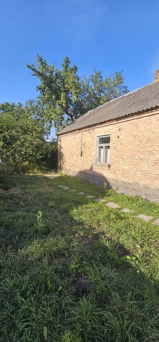 Продаж будинку в с. Кустин