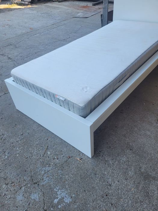 Cama Malm single