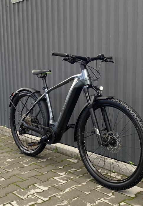 Потужний німецький cube reaction pro hybrid 
Розмір XL. 
Колеса 29".