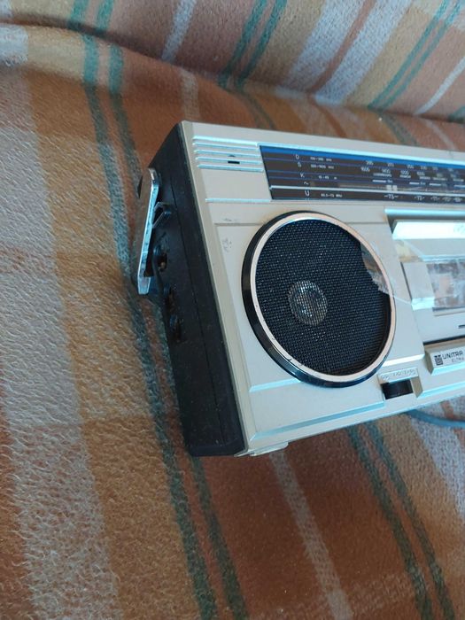 Radiomagnetofon HANIA RMS 401