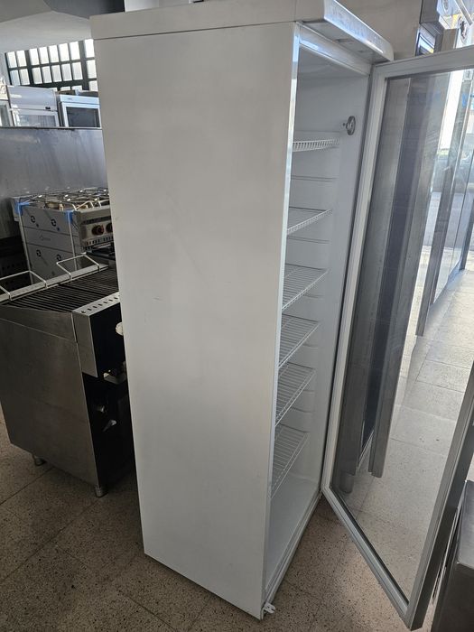 Armário refrigerado