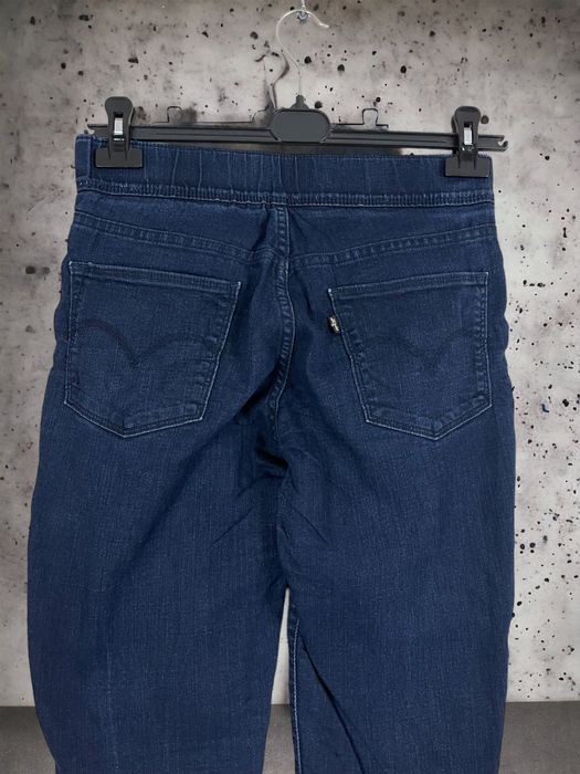 Levi’s roz. W28 L32 damskie jegginsy elastyczne