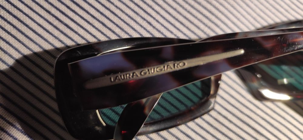 Oculos de sol italianos, Laura Giugiaro