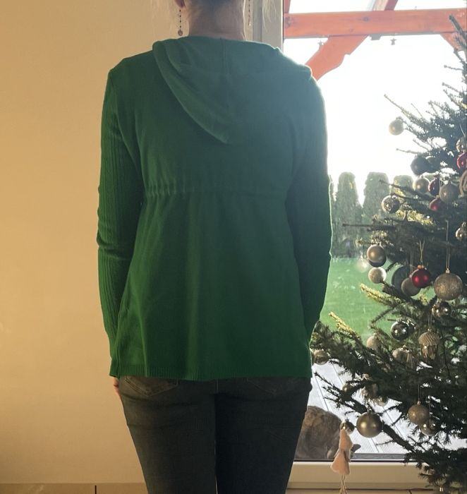Sweter wiązany w rozmiarze uniwersalnym