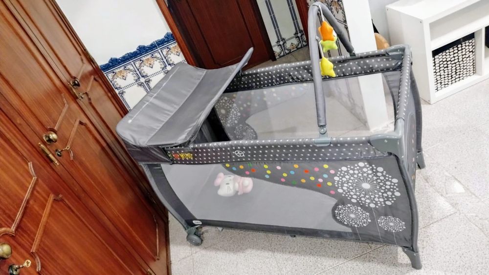 Parque de viagem para bebés